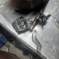 سلام به یک شاگرد مکانیک ماهر، نیمه ماهر نیاز مندم