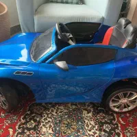 ماشین شارژی ۴ موتوره فلش خور با باطری سالم