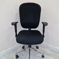صندلی چرخدار اداری