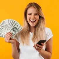 کار با گوشی درآمد میلیونی در منزل