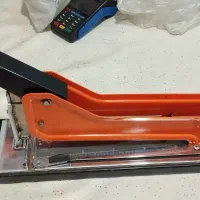 فروش یک دستگاه منگنه ماکس اصلی کارکرده