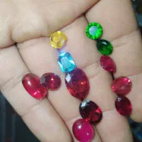 نگین جواهری نگین عقیق سرخ نگین عقیق سبز