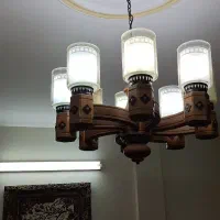 لوستر چوبی ۸ شاخه کاملا سالم