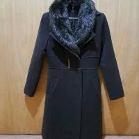 کتونی و پالتو زمستانی زنانه|لباس|تهران, شهرک رضویه|دیوار