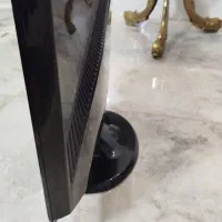 مانیتور ۱۹ اینچ LG الجی کاملا سالم و بدون شکستگی|قطعات و لوازم جانبی رایانه|اصفهان, شهرک کاوه|دیوار