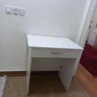 میز ارایش، میز تحریر