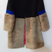 پالتو|لباس|بهارستان, |دیوار