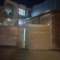 طبقه همکف یه خواب حاشیه جمهوری شرقی روبروی استخر