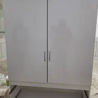 کمد لباسی در حد نو