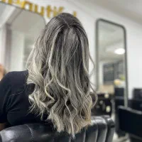 مدل رنگ و لایت|خدمات آرایشگری و زیبایی|نوشهر, |دیوار