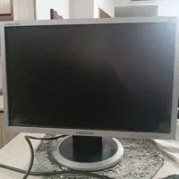 مانیتور کامپیوتر