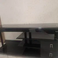 میز تلوزیون شیشه ای