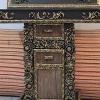 آیینه و کنسول