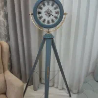 ساعت ایستاده سه پایه نو