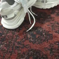 کفش سفید اسپرت