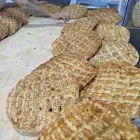 به یک وردست فطیر یا بربری نیازمندیم