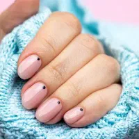 فروش تعدادی لاکژل و وسائل ناخن با  قیمت مناسب