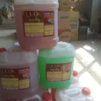 اولین تولیدی مواد شوینده در خمینی شهر