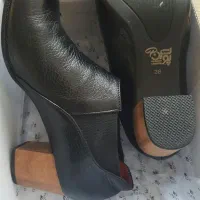 کفش چرم نو دو جفت