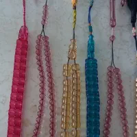 تعدادی تسبیح چرکه و زازا سندلوس و برنز کلکسیونی|کلکسیون اشیاء عتیقه|اردبیل, |دیوار