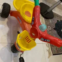 سه چرخه|اسباب‌بازی بچه|قم, باجک دو|دیوار