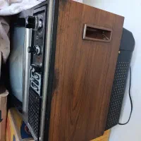 تلویزیون چوبی ژاپنی عتیقه در حد