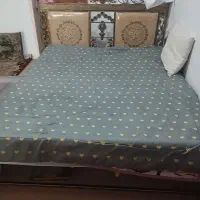 تخت فرفوژه دو نفره در حد نو با تشک