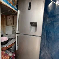 یخچال کارکرده روشن