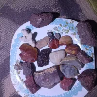 تعدادی سنگ و شهاب سنگ
