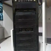 کامپیوترها با کلیه وسایل|رایانه رومیزی|قدس, شهر‌قدس|دیوار