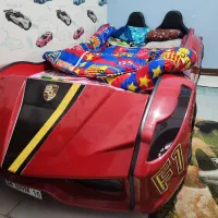 تخت خواب و کمد و فرش