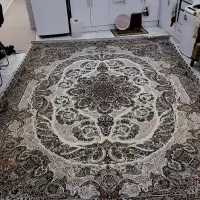 قالی فرش۱۲متری ۷۰۰ شانه بانوهیچ فرقی نداره
