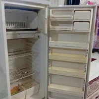 یخچال پارس نیازمند تعمیر