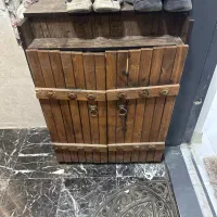 جاکفشی|جاکفشی، کمد، دراور|شیراز, بعثت|دیوار