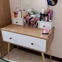 میز ارایش سالم و نو