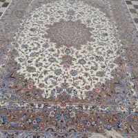 فرش دستباف ۹متری کرک گل ابریشم نقشه تقدیسی کاشان
