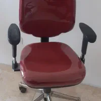 صندلی چرخدار و جک دار
