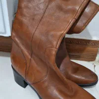 بوت بلند چرم زنانه|کیف، کفش، کمربند|هشتگرد, شهرک صنعتی هشتگرد|دیوار