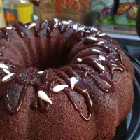 کیک خیس شکلاتی و شکلات صبحانه