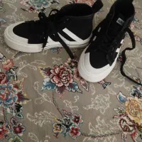 چند عدد کفش نو