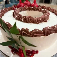 کیک یلدایی خانگی آماده تحویل