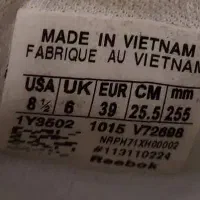 کتونی سفید ریبوک سایز ۳۹|کیف، کفش، کمربند|تهران, خانی آباد نو شمالی|دیوار