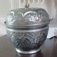 سطل یخ قدیمی و محکم|صنایع دستی و سایر لوازم تزئینی|نسیم‌شهر, |دیوار
