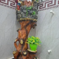 مجسمه ابنما با پایه