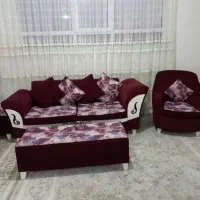 مبل راحتی ۷ نفره به همراه جلومبلی