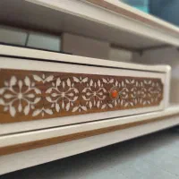 میز تلوزیون و جلو مبلی