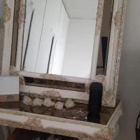 اینه کنسول سفید وطلایی