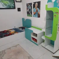 تخت و کمدنوجوان