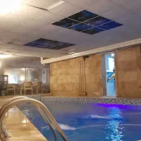 استخر ابگرم سرپوشیده|اجارهٔ کوتاهمدت ویلا و باغ|هشتگرد, تهران دشت|دیوار