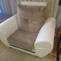 ۲ دست مبل|مبلمان خانگی و میز عسلی|قائم‌شهر, |دیوار